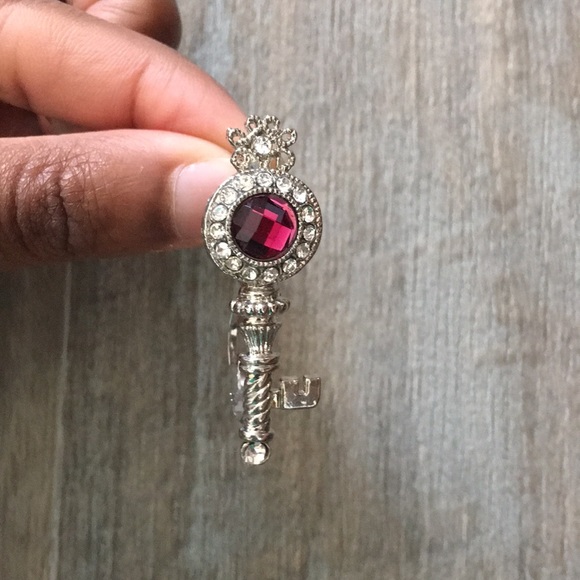 bow necklace and key ring - Picture 2 of 5